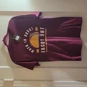 M & O Gold, "When In Doubt Tacos Out" T-shirt, Size: M, NWT